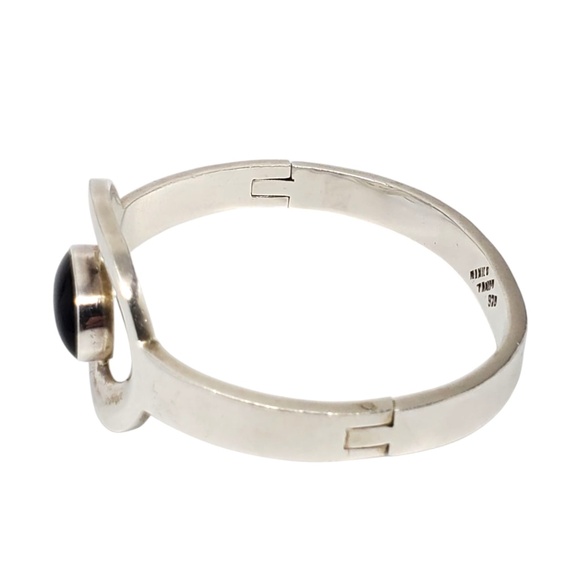 Mexico Sterling Silver Onyx Hinged Bracelet #21170 - Picture 2 of 10